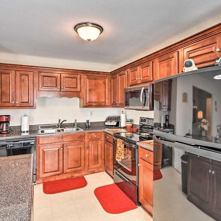 Blairsville Home With Deck And Stunning Mountain Views Hood Екстер'єр фото