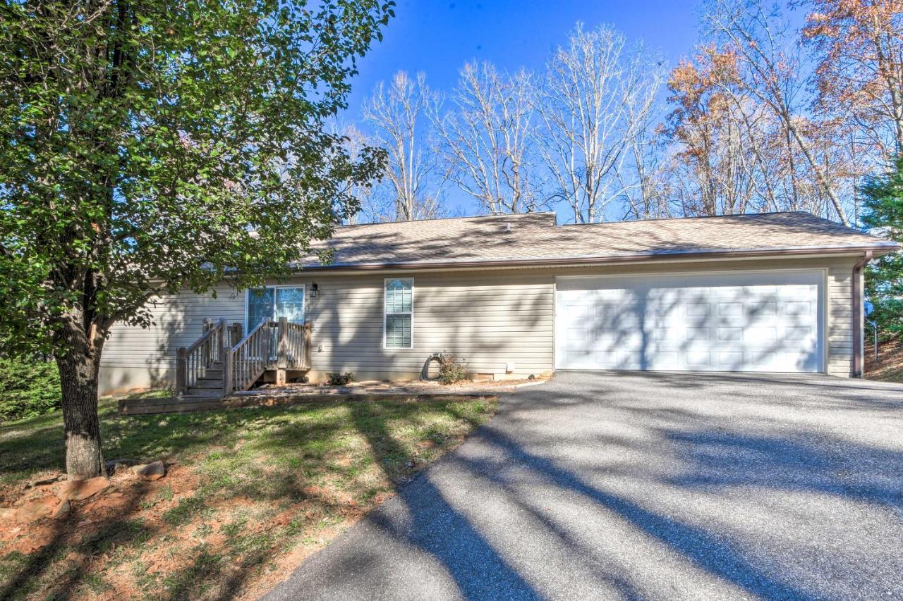 Blairsville Home With Deck And Stunning Mountain Views Hood Екстер'єр фото