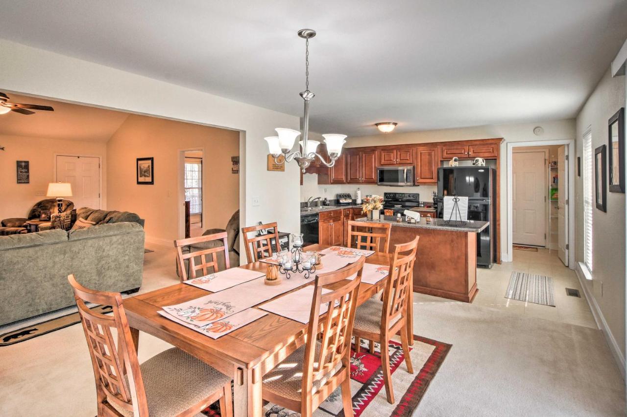Blairsville Home With Deck And Stunning Mountain Views Hood Екстер'єр фото